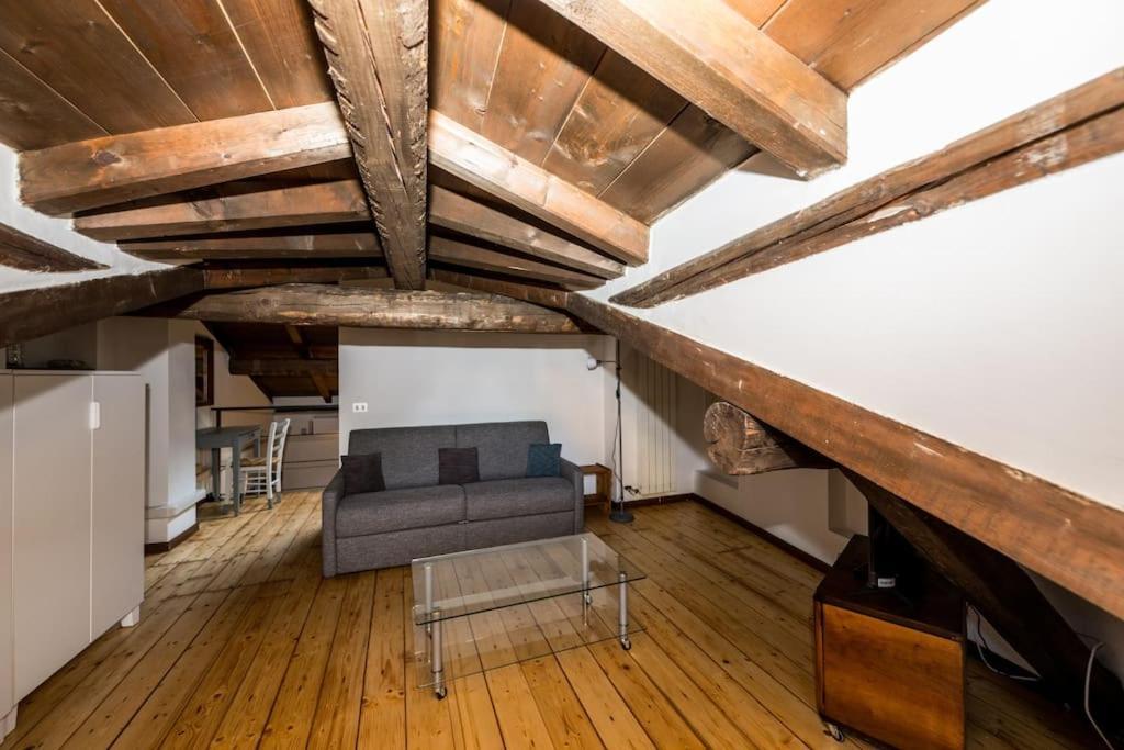 Wonderful Two Floors Apartment Milán Exterior foto